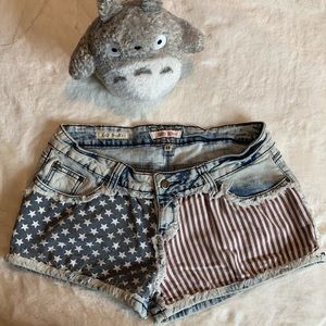 Hot Kiss American Cici Shorts